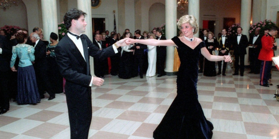 Tajna omiljene haljine princeze Dajane: Nosila je čak 8 puta i do danas je ostala vrhunac elegancije (FOTO)