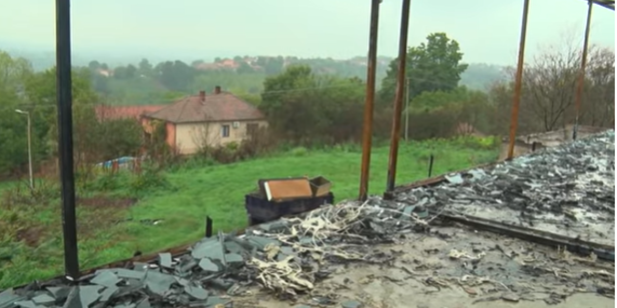 Jovanovićima izgorelo celo ekonomsko domaćinstvo