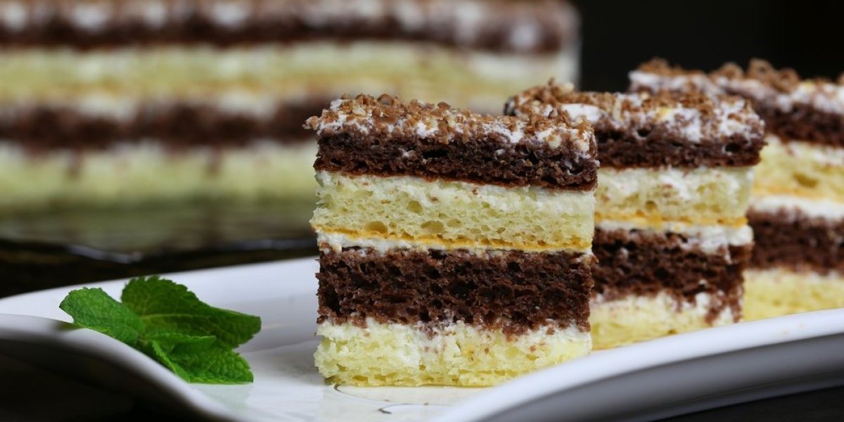 Kolač 12 kašika jeftin i izdašan: Nema bržeg recepta za omiljenu poslasticu domaćica