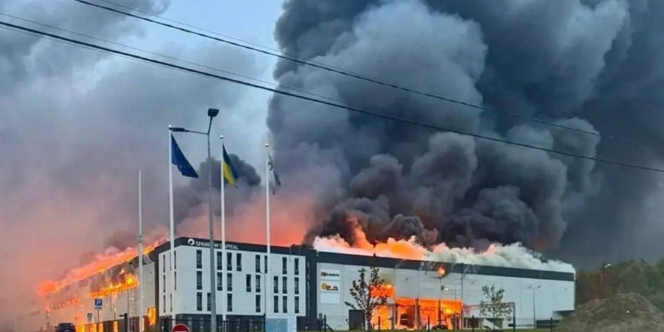 Pakleni plamen: Panika zbog eksplozija