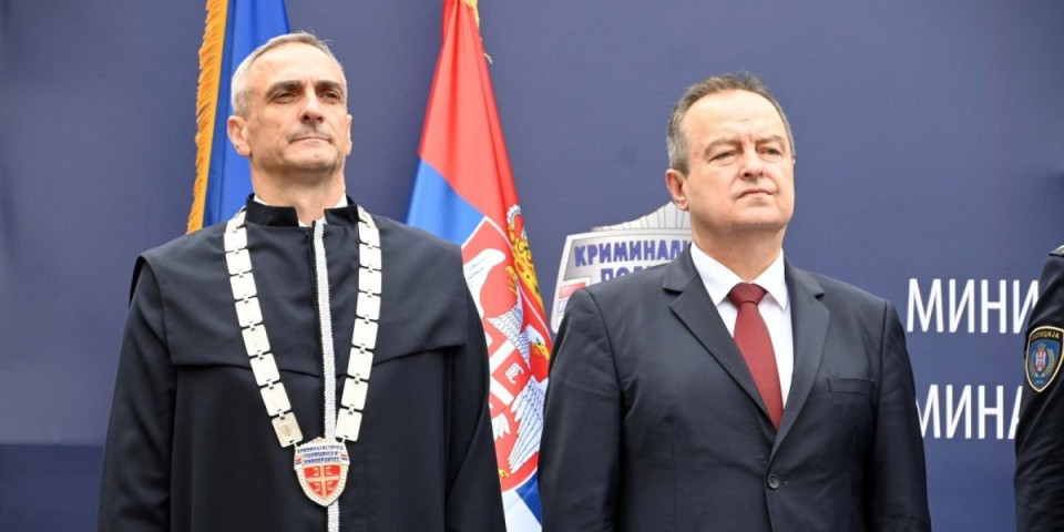 Dačić novim policajcima: Bez jake policije nema ni jake države (FOTO)