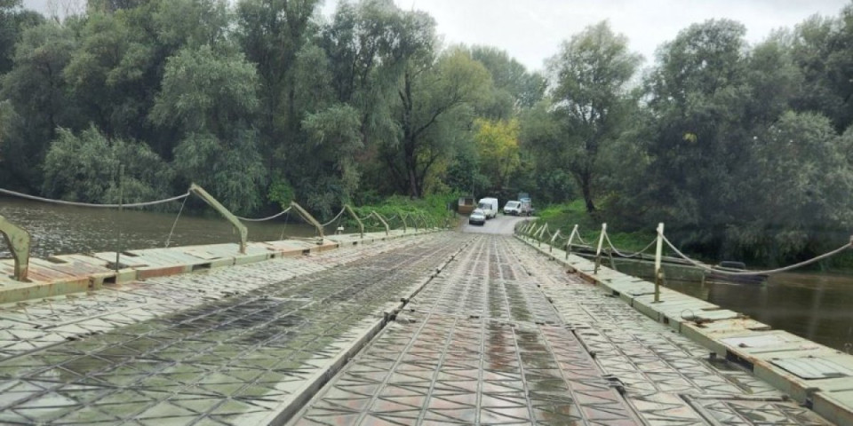 Šta se dešava s pontonskim mostom kod Svilajnca?