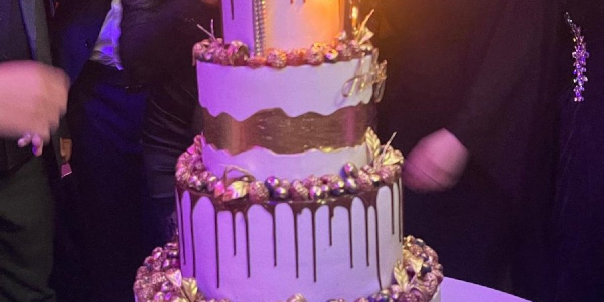 Torta na slavlju kod Viki Miljković