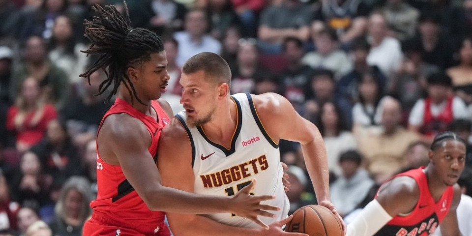 Šta radi ovaj čovek, da li je realno? Čudesni Nikola baca sve u trans (VIDEO)