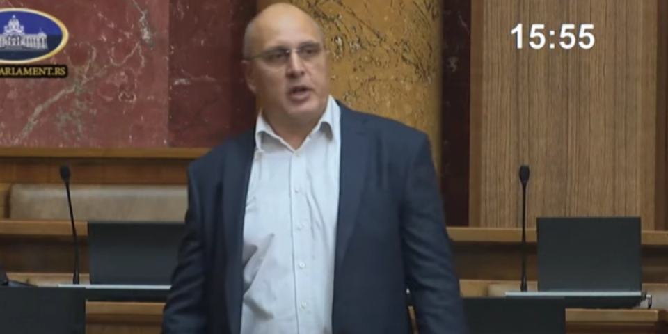 Studenti nemaju našu blanko podršku! Odjava za blokadere stigla direkt iz poslaničke klupe