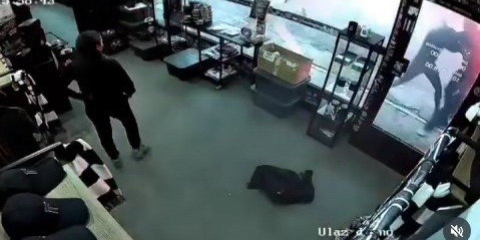 (UZNEMIRUJUĆE) Strašan sukob navijača ispred stadiona Partizana - ima povređenih