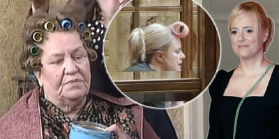 Omiljena novinarka Dragana Šolaka i blokadera Žaklina Tatalović totalno se uživela u ulogu Ristane Golubović (legendarne Radmile Savićević u seriji Srećni ljudi) i ponosno šeta roze papilotnu po Skupštini Srbije.