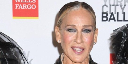 Kad moda dobije krila: Sara Džesika Parker blistala u haljini o kojoj svi pričaju