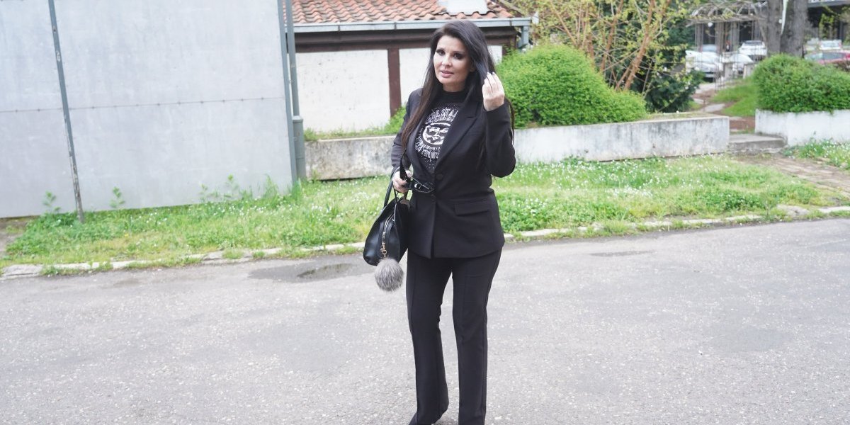 Pevačica zabranila ćerkama da se bave pevanjem: Ovo je razlog