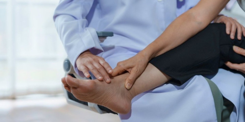 Tihi ubica u telu: Simptomi opasnog raka se javljaju u nogama - ne ignorišite ih