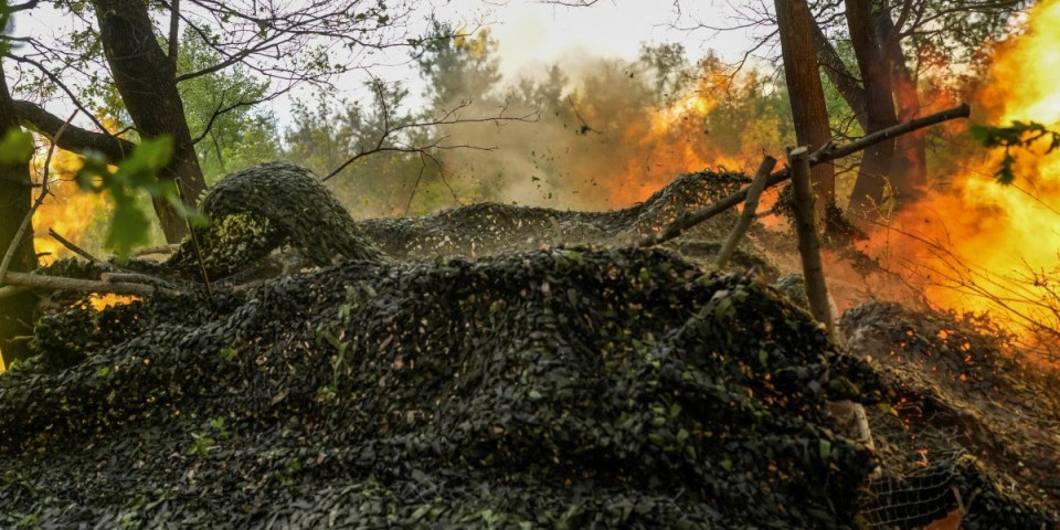 (ŠOK VIDEO) Britanski novinar snimio strašan prizor na obodu Dnjepra: Kijev ovo krije