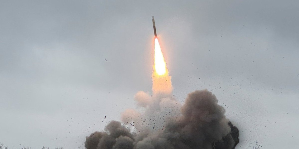 Amerika će upotrebiti moćno oružje Kini ispred nosa: Rakete čekaju naređenje