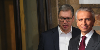 Predsednik Srbije Aleksandar Vučić razgovaraće u ponedeljak sa Aleksandrom Djukovim, predsednikom upravnog odbora (UO) Gasproma, kako bi se pronašlo rešenje za Naftnu industriju Srbije (NIS) koja se zbog većinskog ruskog vlasništva našla na udaru američkih sankcija.