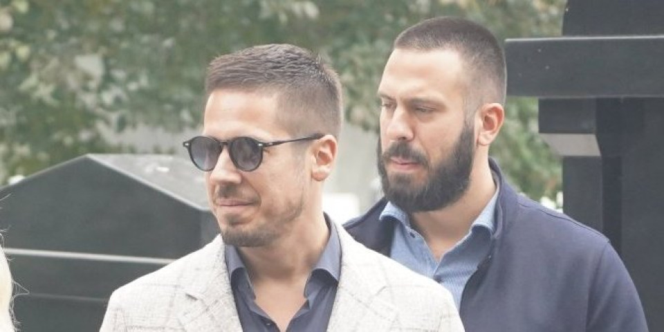 Dirljiv gest braće Rokvić - Ovako su još jednom odali počast Halidu Bešliću (VIDEO)