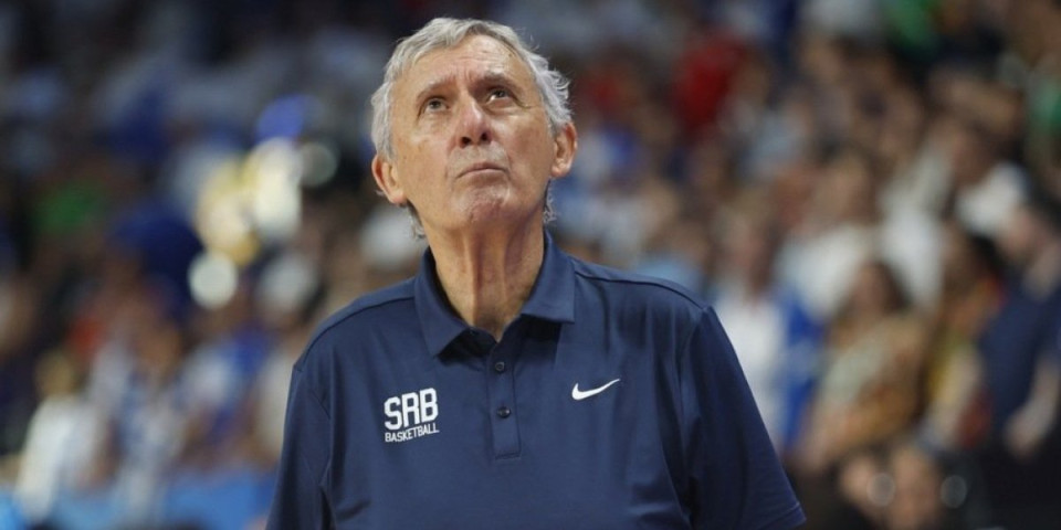 Kari i dalje aktivan! Evo kako provodi penzionerske dane, uhvaćen je na delu (FOTO)