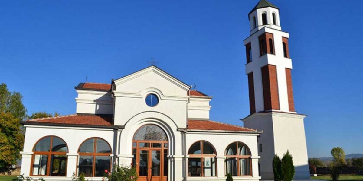 Bruka i sramota! Opljačkana crkva u Bujanovcu