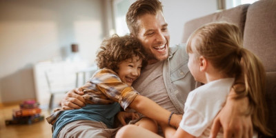 Od retke genetske bolesti hipofosfatemije kod koje bubrezi izlučuju previše fosfata u Srbiji boluje oko 250 ljudi, a glavni uzrok je nedostatak fosfora u krvi, zbog čega su kosti dosta slabije.