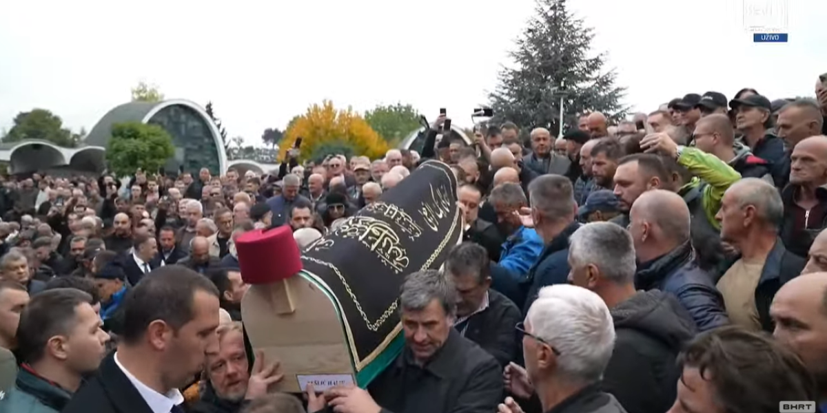 Kovčeg sa telom Halida Bešlića