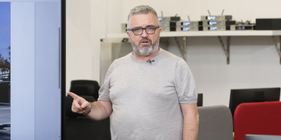 Dragan J. Vučićević, osudio je novinarska udruženja, koja ćute na akcije, koje blokaderi planiraju kako bi zastrašili novinare Informera.