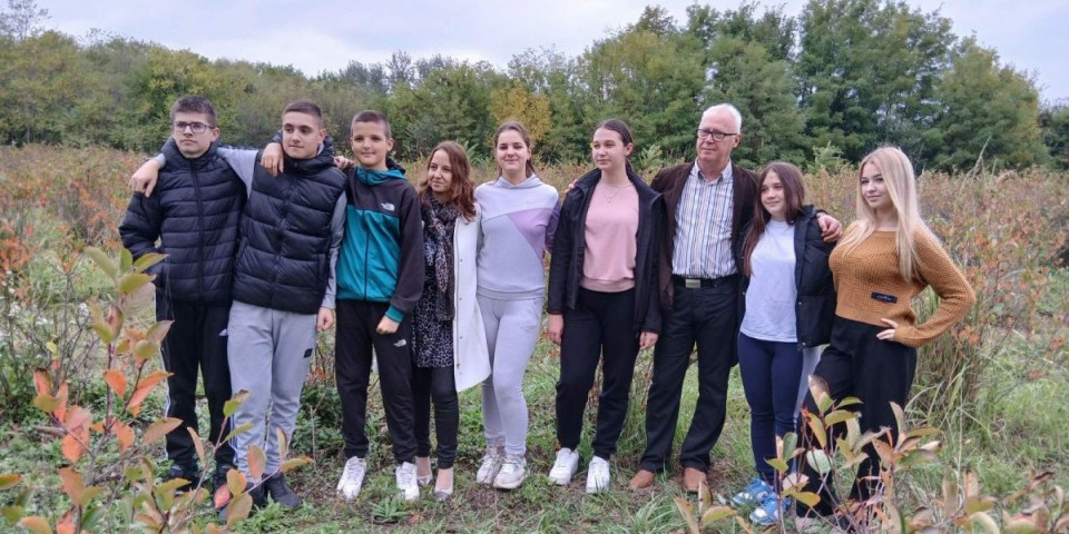 Uz besplatnu kuhinju biće džabe i ekskurzije! Braničevski đaci uzeli sudbinu u svoje ruke!