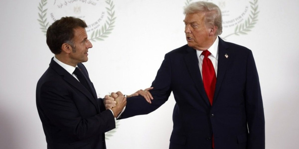 Šamar pred svima: Tramp ismejao Makrona na samitu o Gazi u Egiptu! (VIDEO)