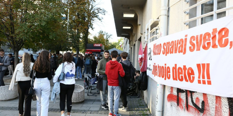 Zabrana za ekstremiste: Pokrenuta inicijativa u Evropskom parlamentu zbog nasilnih protesta u školama! (FOTO)