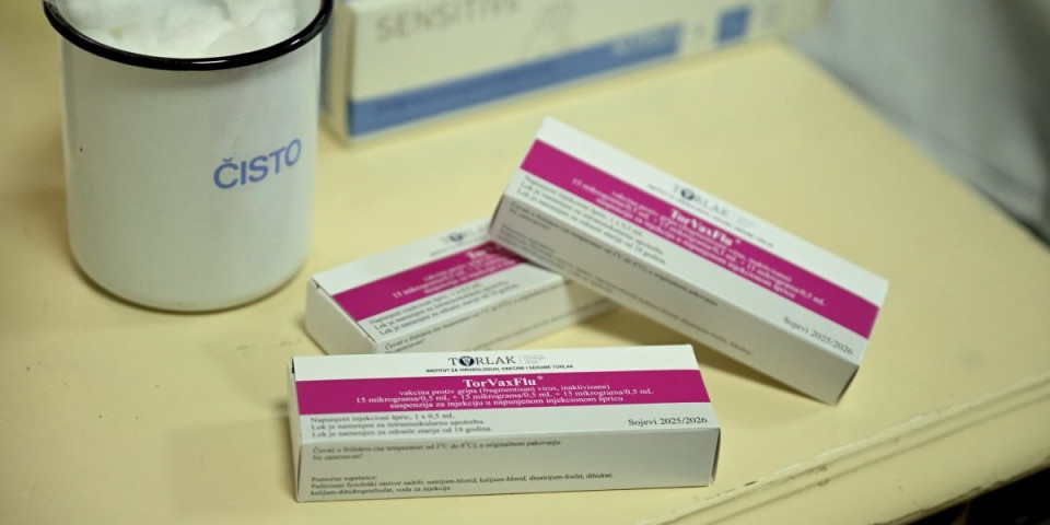 Narodni poslanici se vakcinisali Torlakovom vakcinom: Imunizacija protiv sezonskog gripa u toku (FOTO/VIDEO)