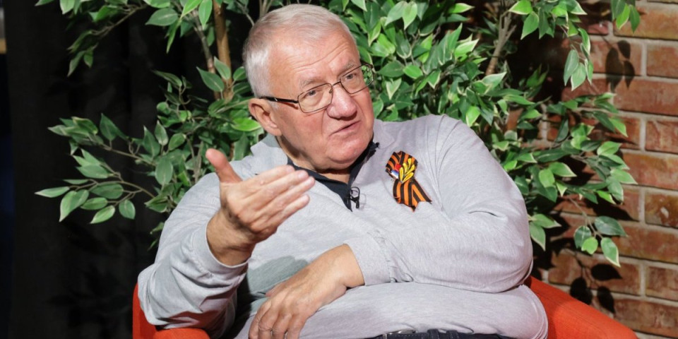 (VIDEO) Vojvoda odgovorio na uvrede! Šešelj grmi nikad jače: Teško je naći čoveka koji se u bezobrazluku može sa mnom meriti