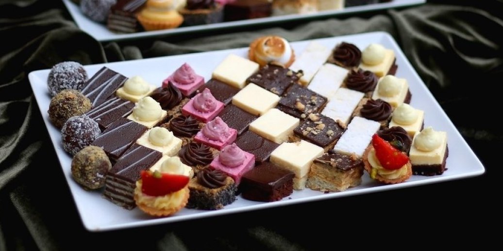 4 vrste sitnih kolača od samo 1 smese: Mogu biti posni i mrsni, a ne peku se