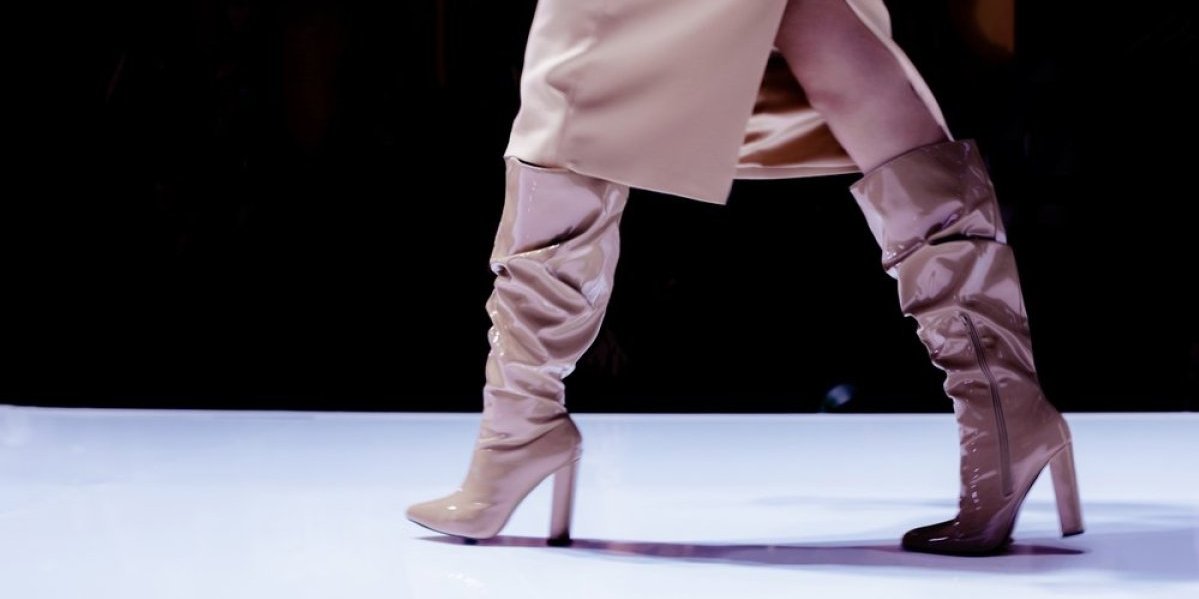 Čizme do kolena ponovo vladaju: Ovi modeli su hit ove zime - svi će gledati u vas (FOTO)