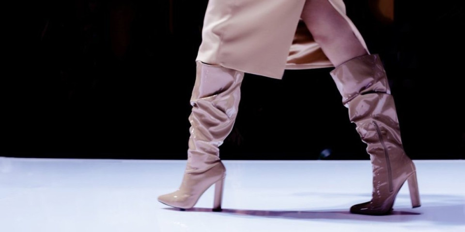 Čizme do kolena ponovo vladaju: Ovi modeli su hit ove zime - svi će gledati u vas (FOTO)