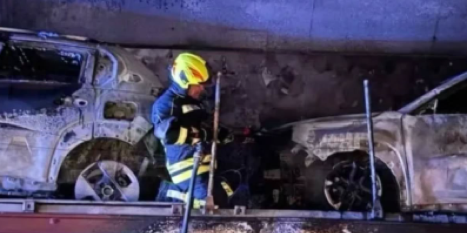 Haos na putu sprečen u poslednjem trenutku:  Izgoreo pun kamion električnih pandi - Ovo je razlog (FOTO)