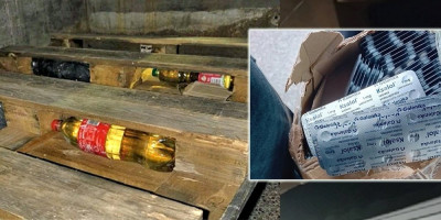 Carinski službenici sprečili su pokušaj krijumčarenja više od 75.000 tableta sa spiska droga i 26 litara domaće rakije na graničnom prelazu Bajakovo, pronađenih u kamionu koji je vozio Srbin, a sve je bilo sakriveno ispod dušeka u kabini.