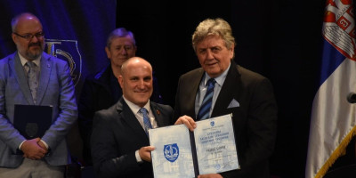 U Trsteniku, povodom Dana Opštine Trstenik, najzaslužnijim pojedincima i organizacijama uručena su priznanja ove opštine.