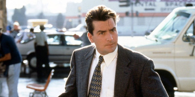 Američki glumac Čarli Šin otvoreno je govorio o svom burnom životu u razgovoru s voditeljem podkasta Loganom Polom.