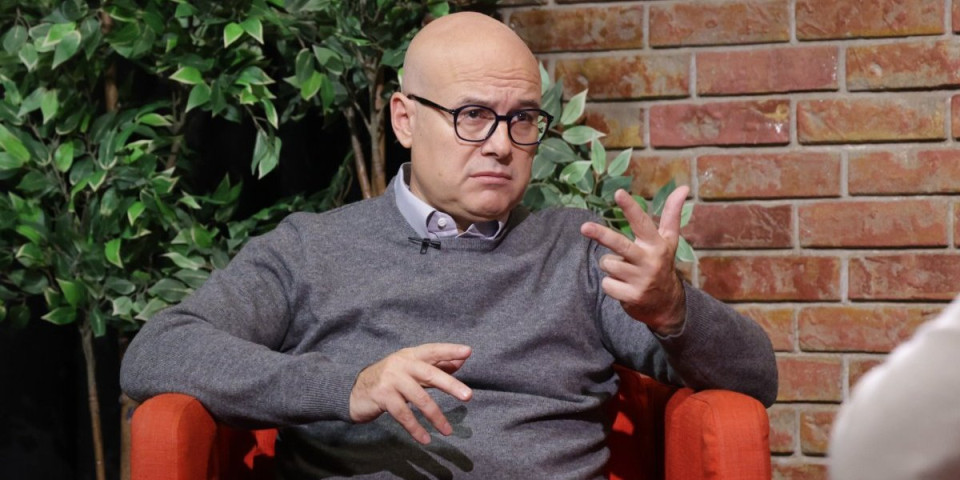 "Moj Mihajlo je patriota, blokaderi ne mogu da ga uplaše": Miloš Vučević progovorio o napadima na sina (VIDEO)