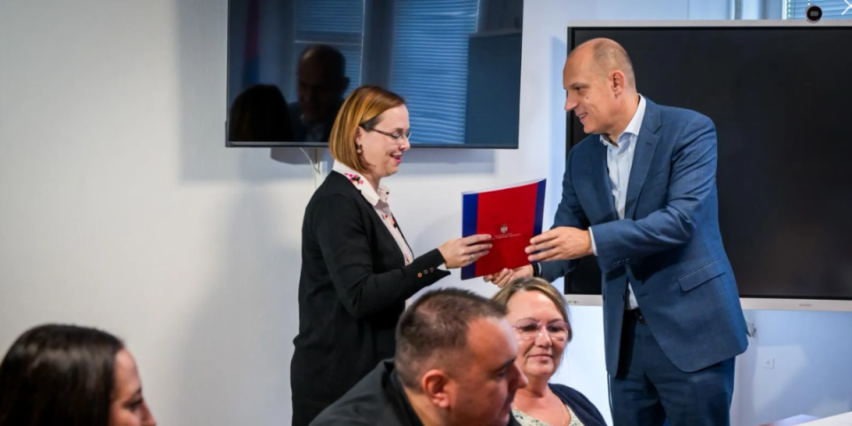 Dosta je tuđine: Danijela se nakon 17 godina vratila u Srbiju, a jedna stvar je oduševila