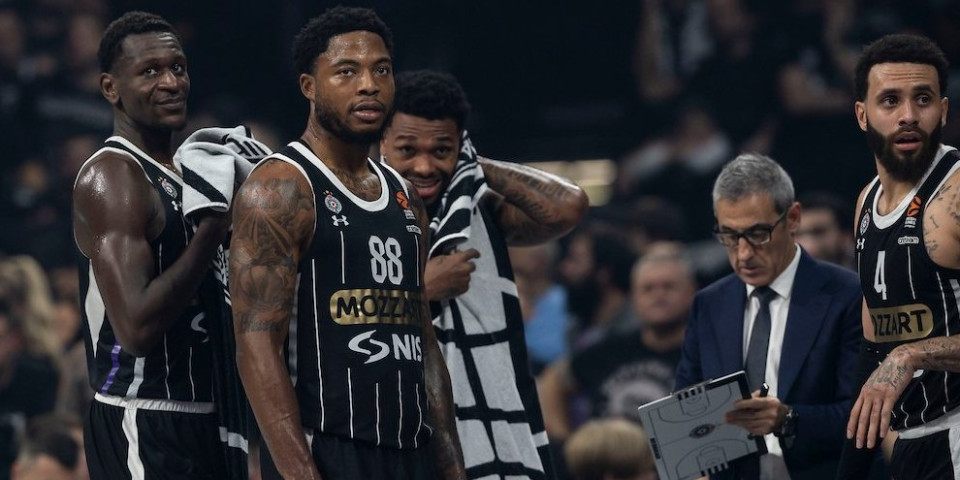 Isplivao snimak Bonge i Džonsa iz autobusa u Španiji: Evo šta su radili košarkaši Partizana (VIDEO)