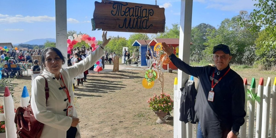 Dečji raj pored škole! Nesvakidašnja poljska učionica izgrađena na radost učenika (FOTO)