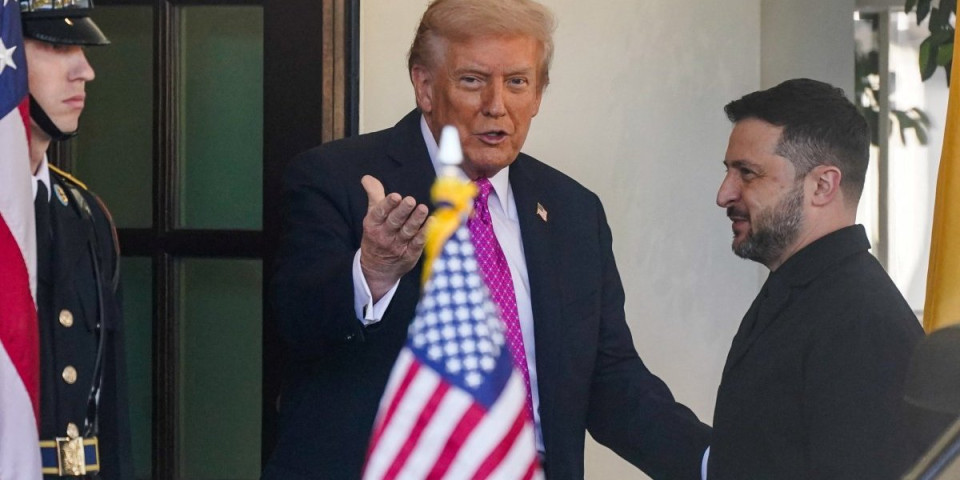 Tramp šokirao prisutne izjavom: Rusija je mogla da vas sravni za nedelju dana - Zelenski sve boje promenio