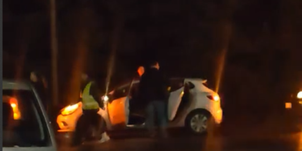 Šetnja na četiri točka: GOSI ponovo uhvatio blokadere "šetače" kako obmanjuju narod (VIDEO)