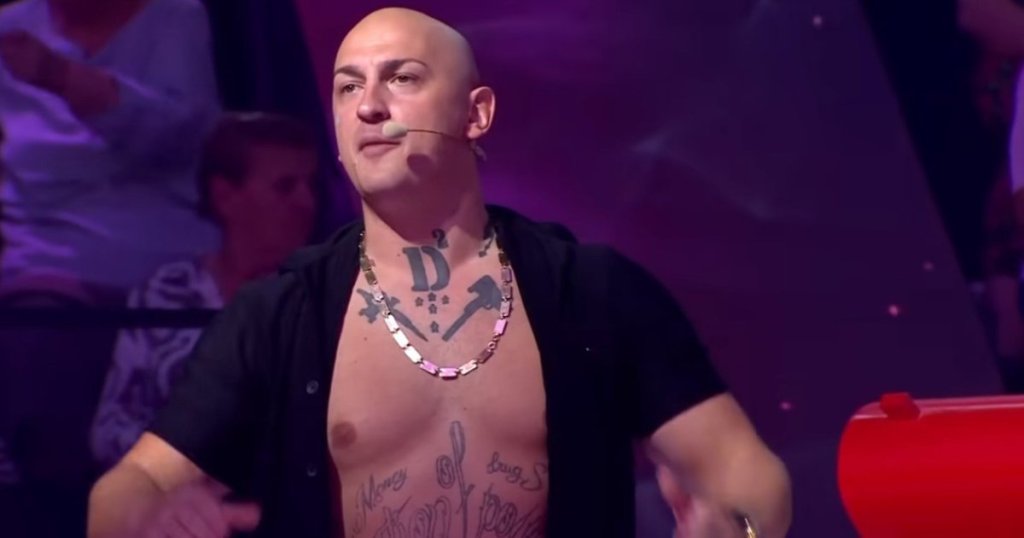 "Šta je ovo, kupus na ekserima?": Desingerica brutalno isprozivao Filipa Cara (VIDEO)