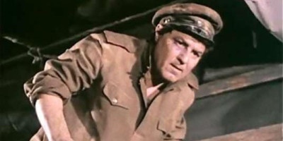 Ljubiša Bačić, poznat po brojnim sinhronizacijama i ulogama u crtanim filmovima, godinama je čuvao tajnu da je bio zaljubljen u legendarnu glumicu Milenu Dravić.