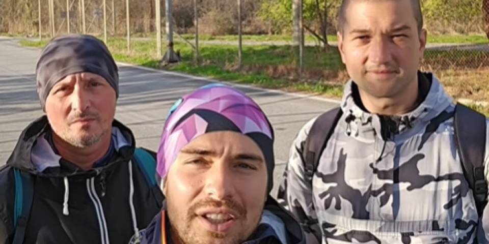 Od Hrama Svetog Save do Hilandara: Srpski policajci na hodočašću za "decu leptire" (VIDEO)