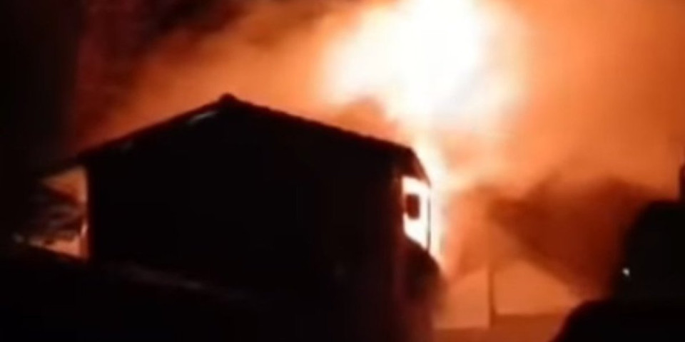 Izazvala požar i zapalila osam kuća: Uhapšena piromanka