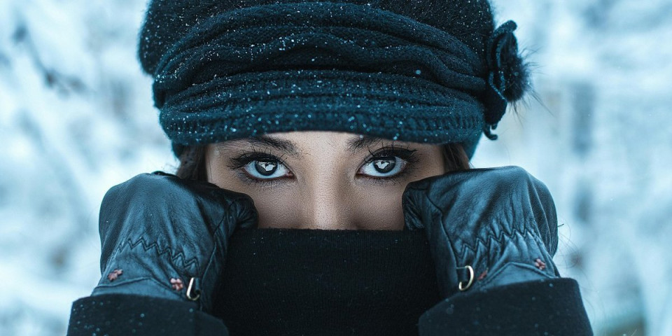 Najmodernije zimske rukavice: Modni šik detalj sezone koji ide uz sve kombinacije