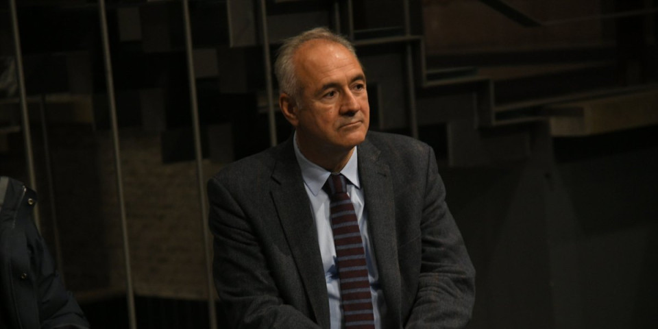 Blokaderi ''seku'' kandidate: Vetirali Mila Lompara zbog Radovana Karadžića - ovo su dokazi, crno na belo (FOTO)