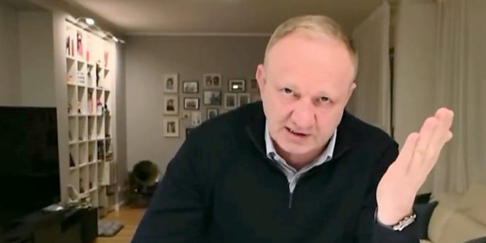 Skandal: Policija upala u stan Đilasove perjanice - našli joj opremu za uzgajanje marihuane (FOTO)