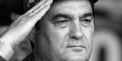 Ministar odbrane Bratislav Gašić objavio je na svom Instagram nalogu emotivan video kojim se oprostio od generala Nebojše Pavkovića.