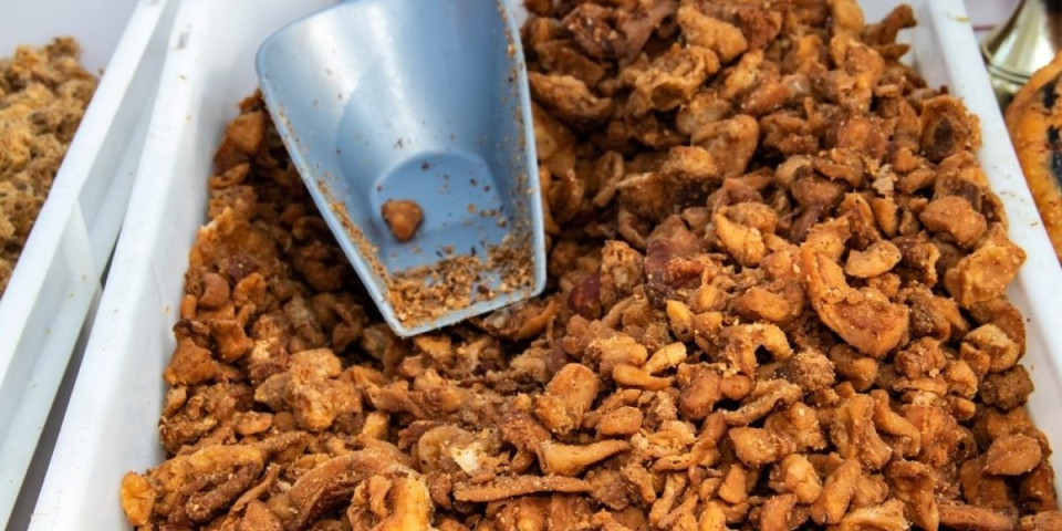 Skuplji i od pršute - Šokiraće vas cena čvaraka na pijacama, a evo i zbog čega